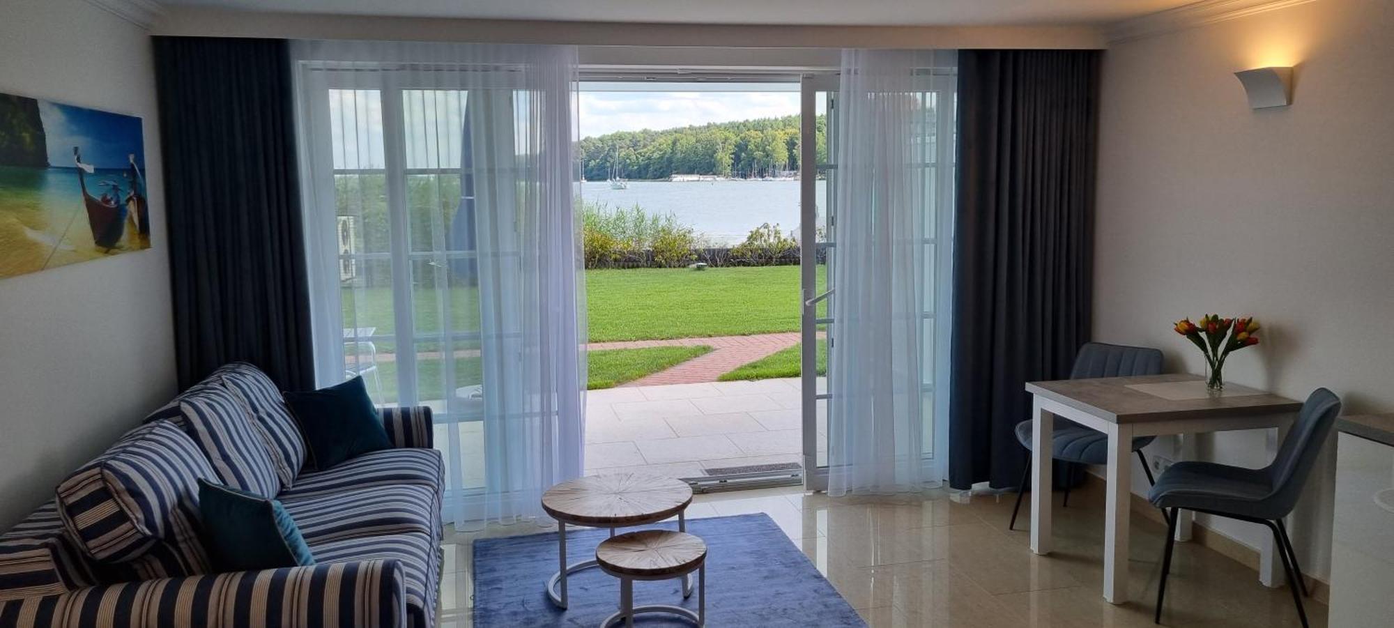 Villa Le Lux Mikolajki Bagian luar foto