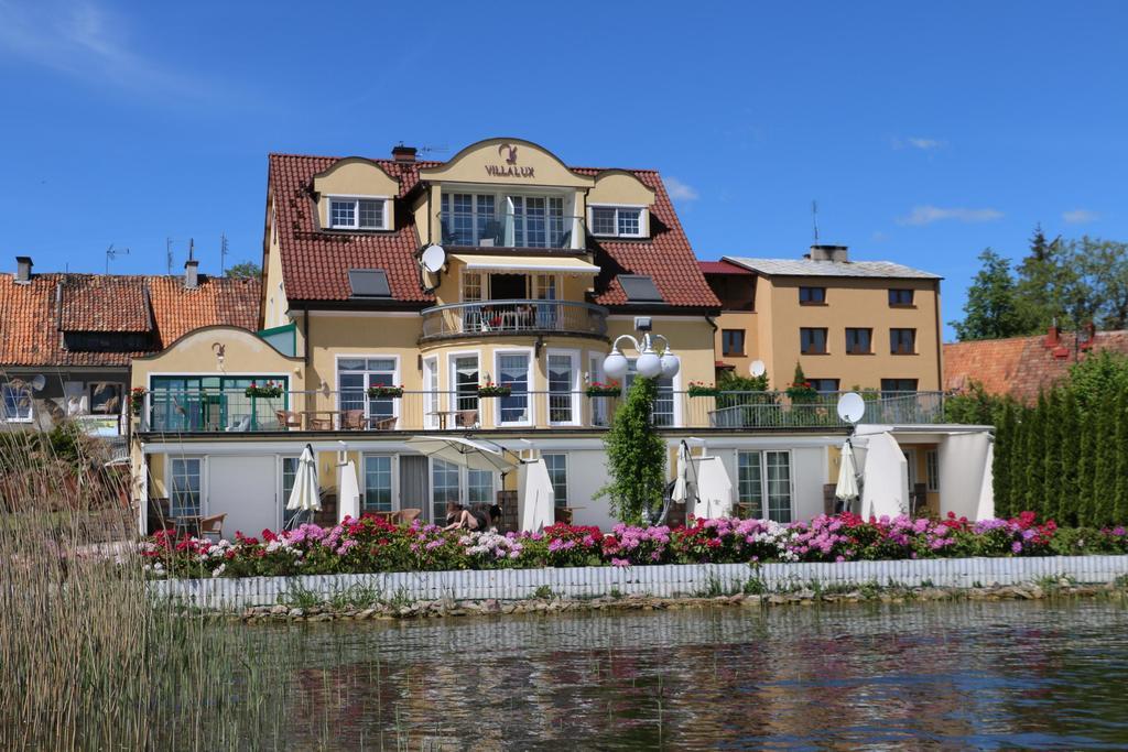 Villa Le Lux Mikolajki Bagian luar foto